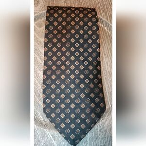 Robert Talbott Fine Silk Printed Hand Sewn USA Repp New With Tag